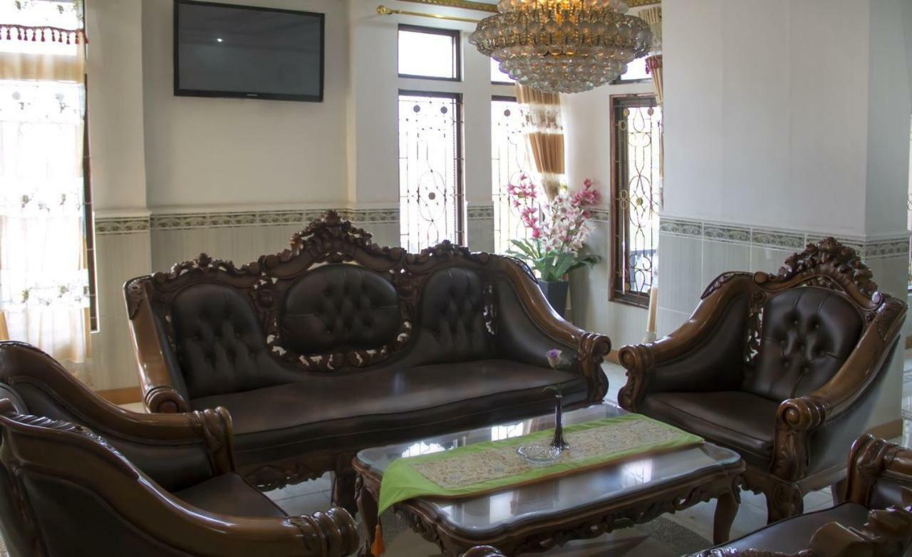 Hotel Wiwi Perkasa 2 Indramayu Екстер'єр фото